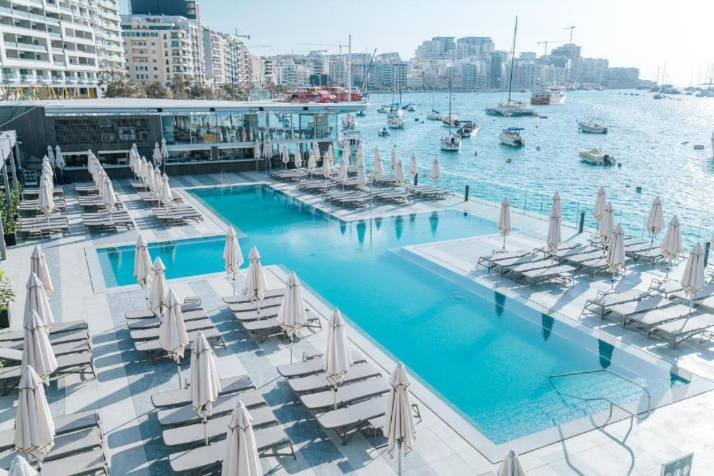 Valletta View Apartments By St Hotels Gzira Exterior photo