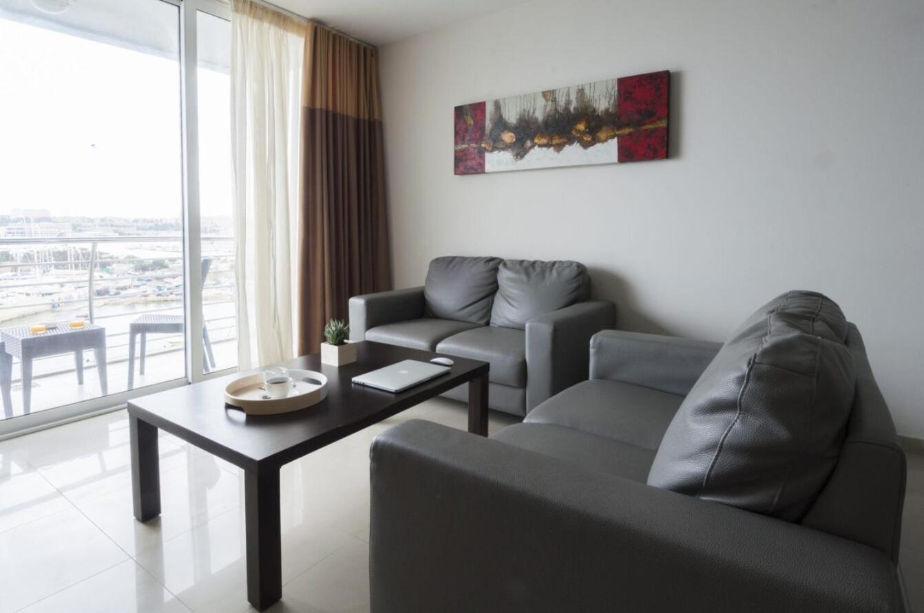 Valletta View Apartments By St Hotels Gzira Exterior photo