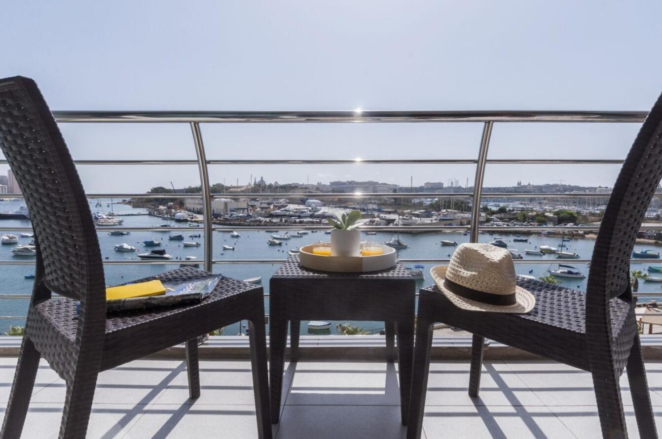 Valletta View Apartments By St Hotels Gzira Exterior photo